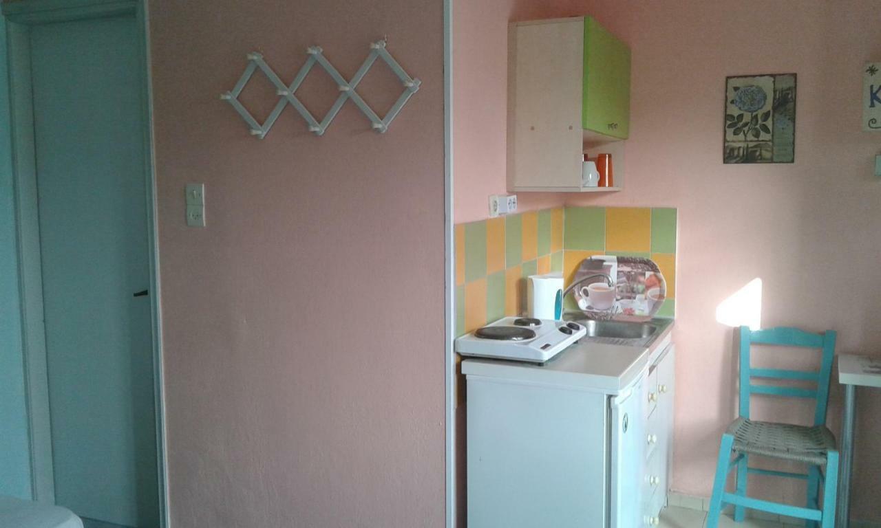 Αmmos Rooms Palaiochora Exteriör bild