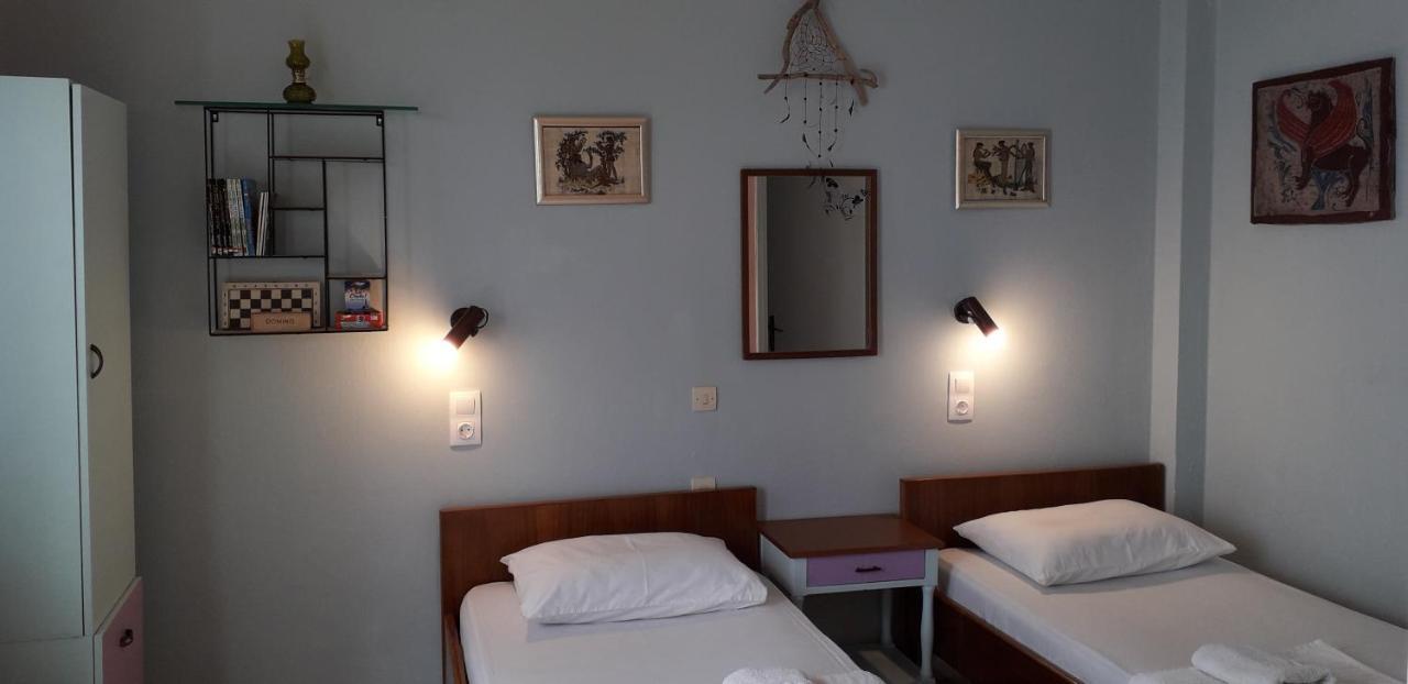Αmmos Rooms Palaiochora Exteriör bild