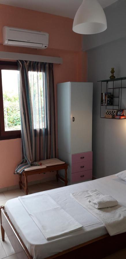 Αmmos Rooms Palaiochora Exteriör bild
